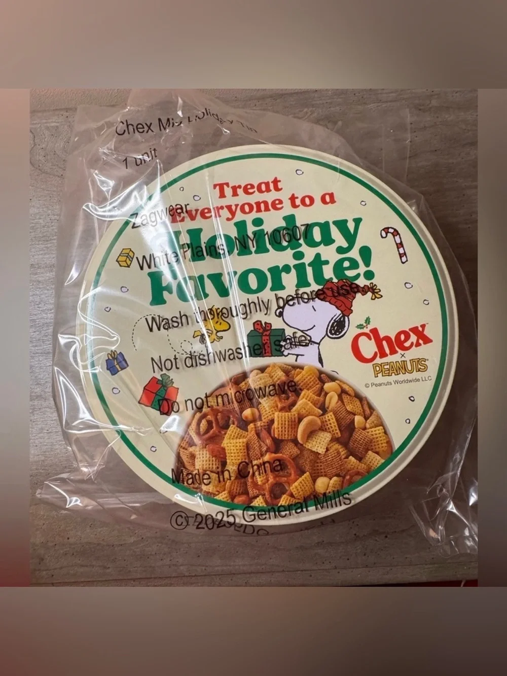 Peanuts and Chex Collab Holiday Tin Container 2025